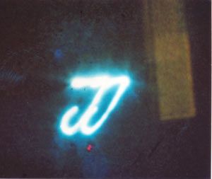 JUL y JOUBIAK JUNTO AL MONOLITO